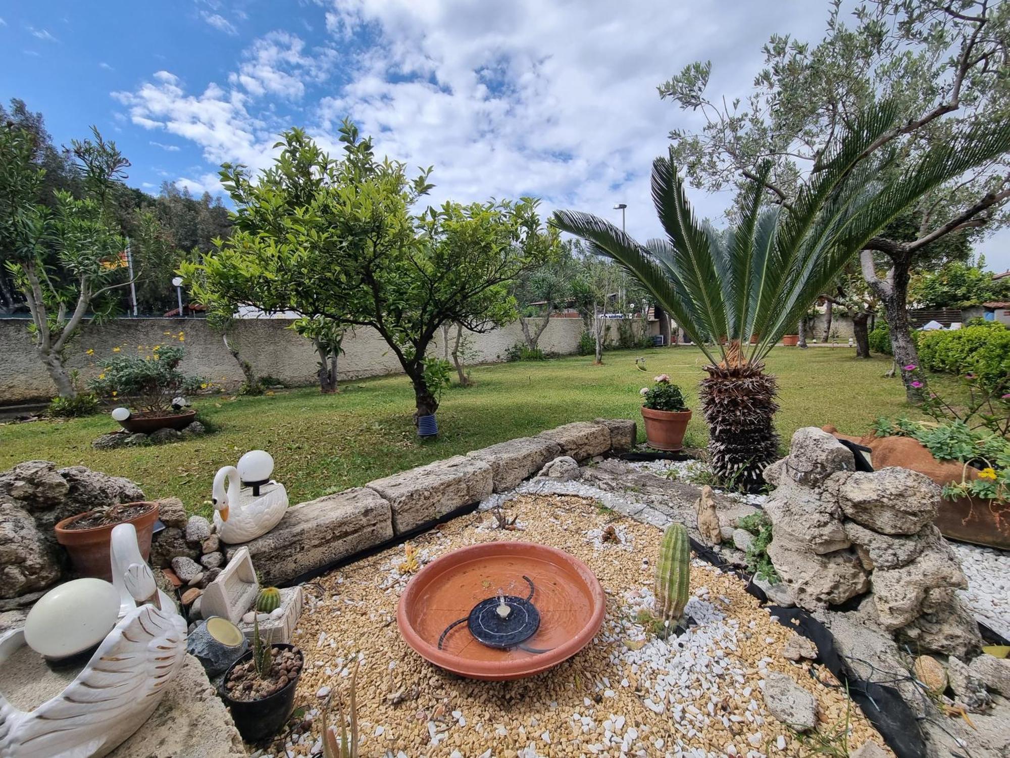 Villaggio Camping Lungomare Cropani Exterior foto