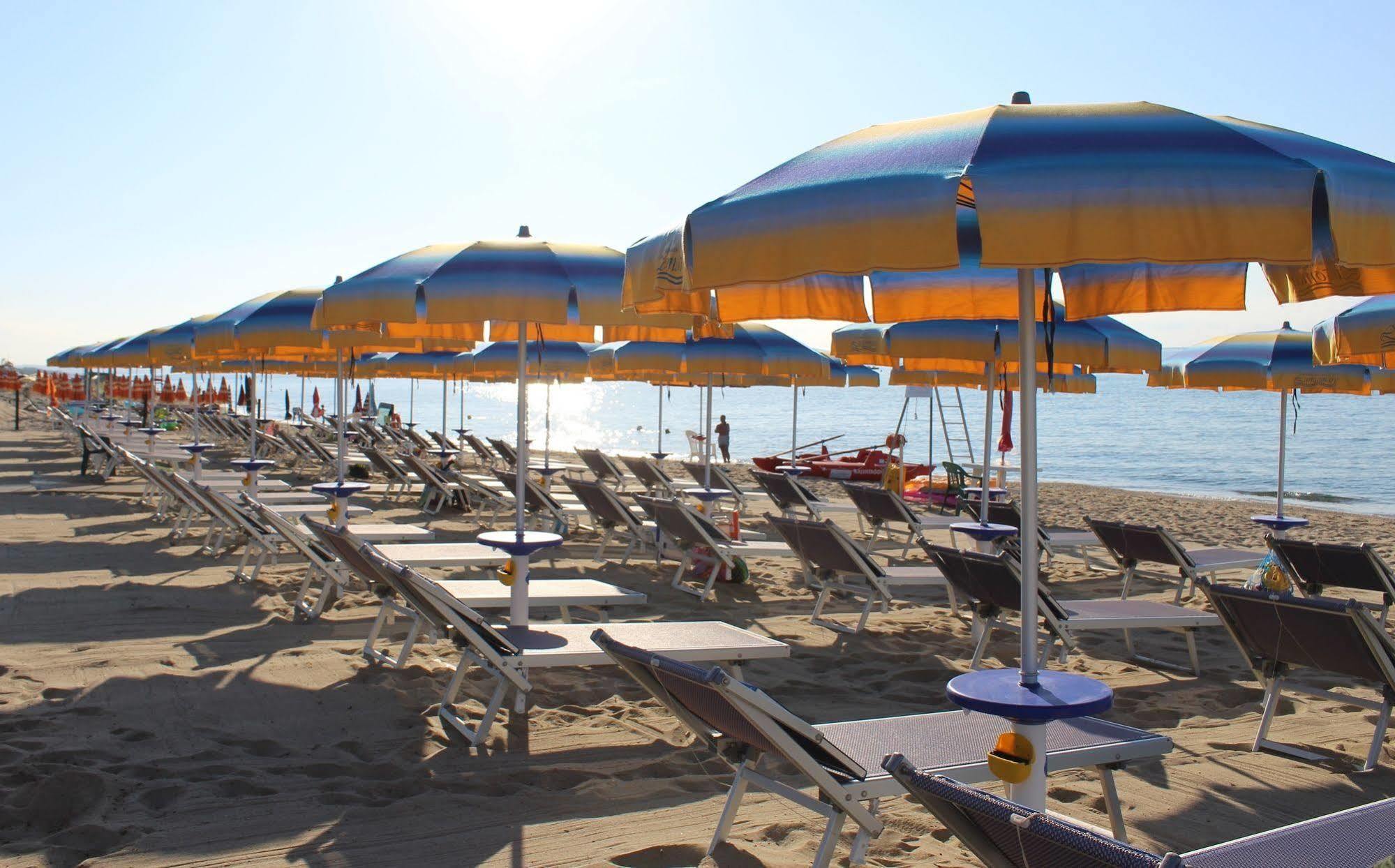 Villaggio Camping Lungomare Cropani Exterior foto